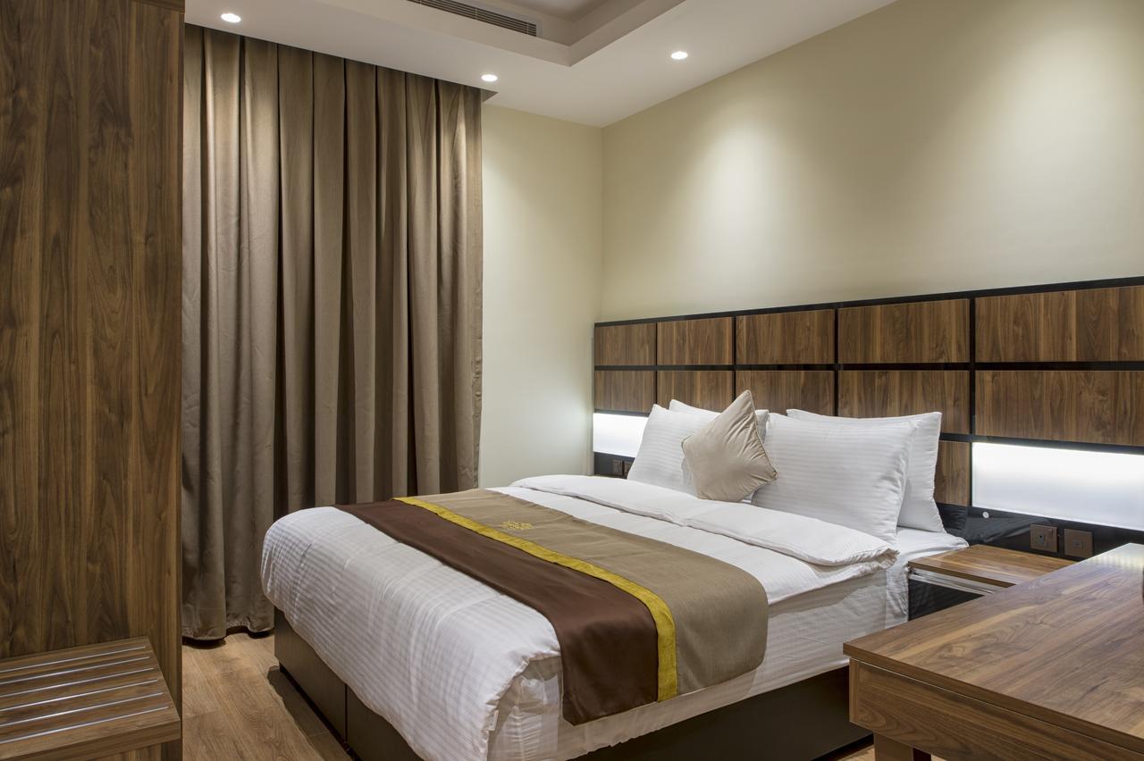 Classical Hotel Suites Jeddah Exterior photo
