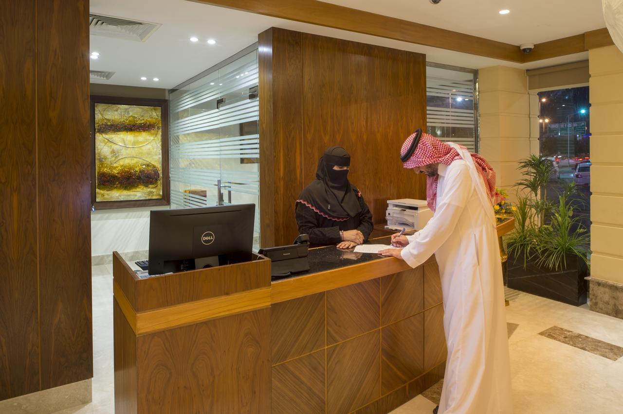 Classical Hotel Suites Jeddah Exterior photo