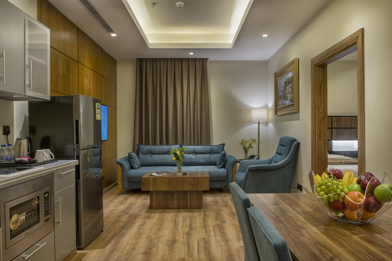 Classical Hotel Suites Jeddah Exterior photo