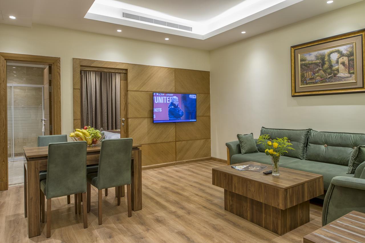 Classical Hotel Suites Jeddah Exterior photo